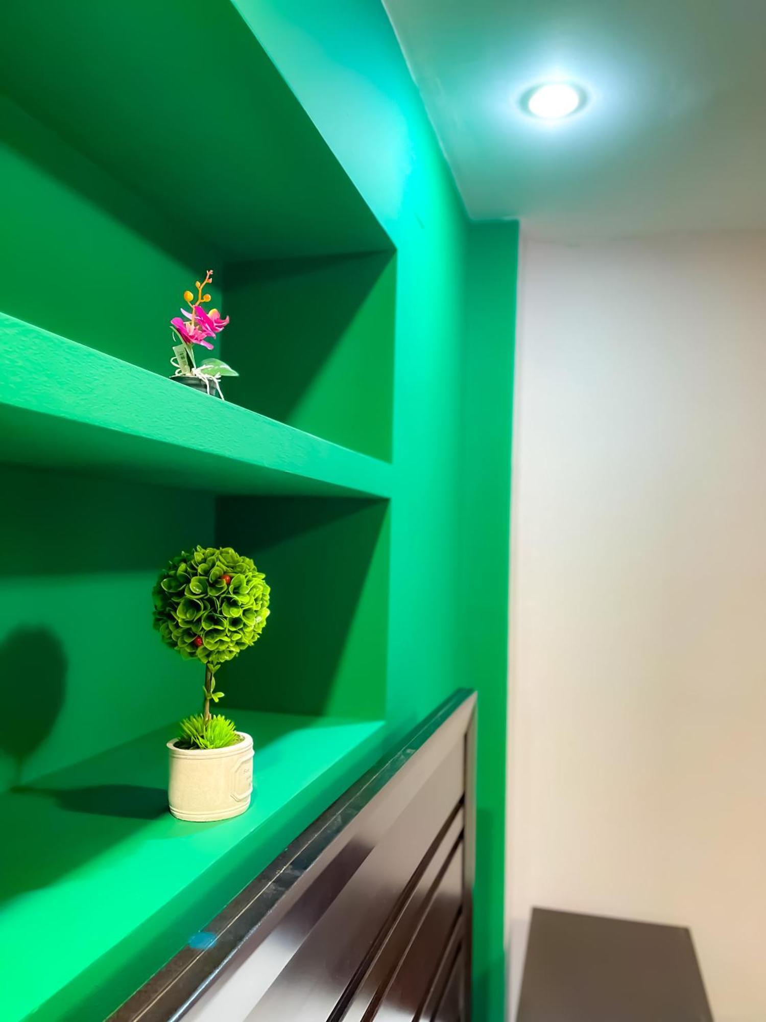 Cool Flat In The Heart Of Bucharest'S Fun And History Lägenhet Exteriör bild